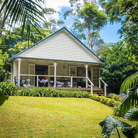Romantic Cottage, Tamborine Mountain Екстер'єр фото