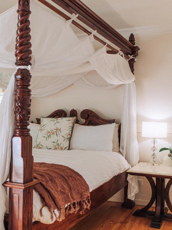 Romantic Cottage, Tamborine Mountain Екстер'єр фото