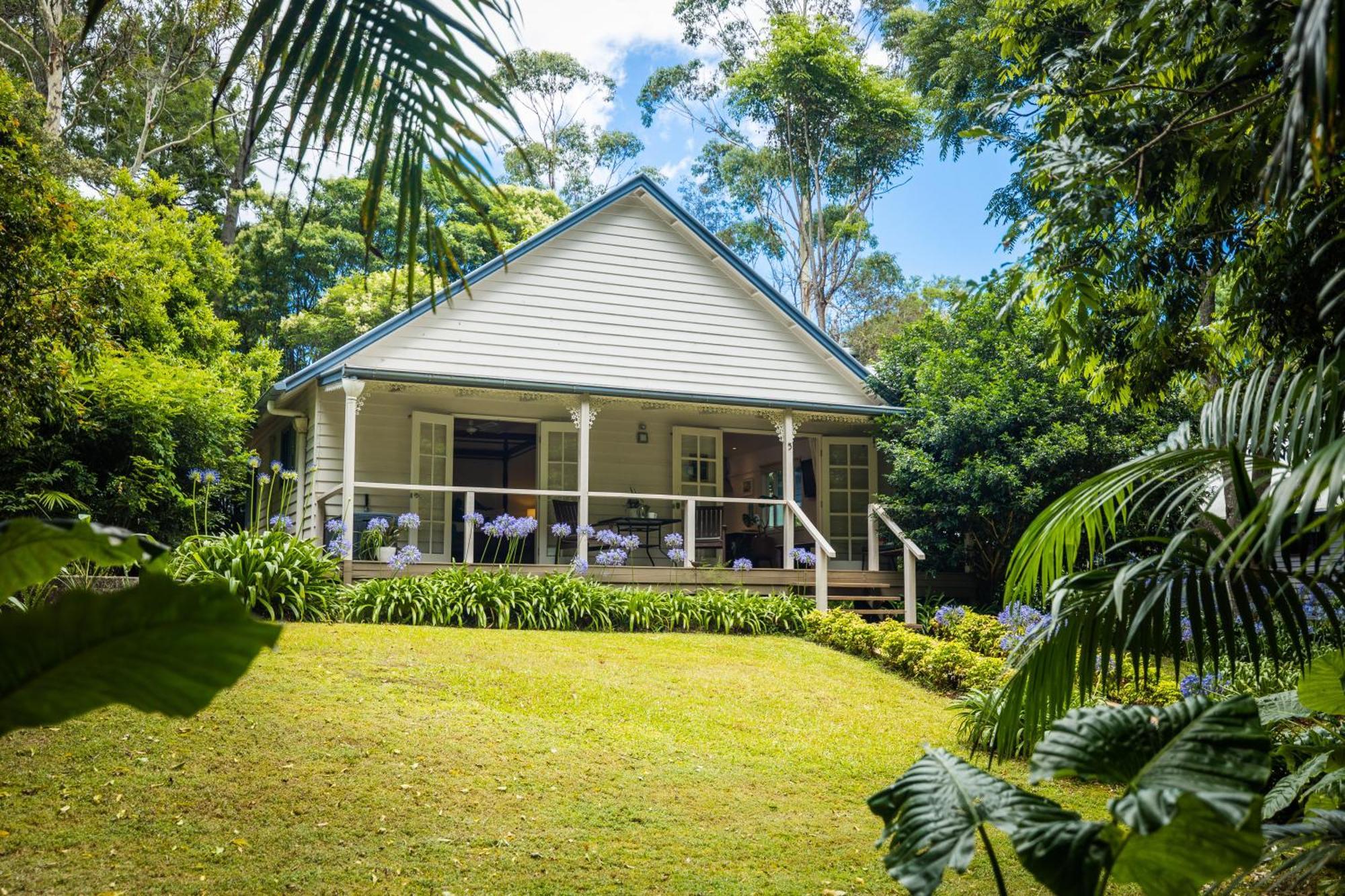 Romantic Cottage, Tamborine Mountain Екстер'єр фото